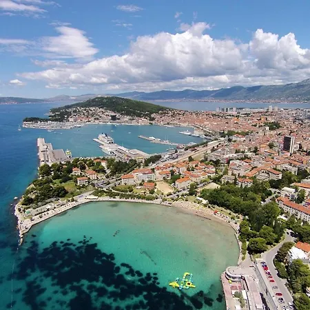 With A Parking Space - 11690