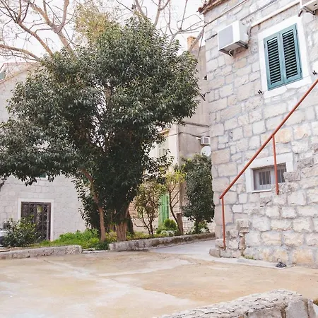 Appartamento With A Parking Space - 11690