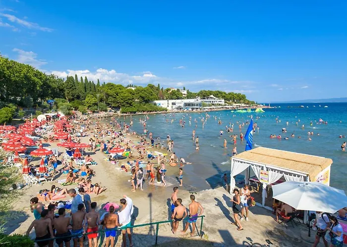 Апартаменты With A Parking Space - 11690 Сплит