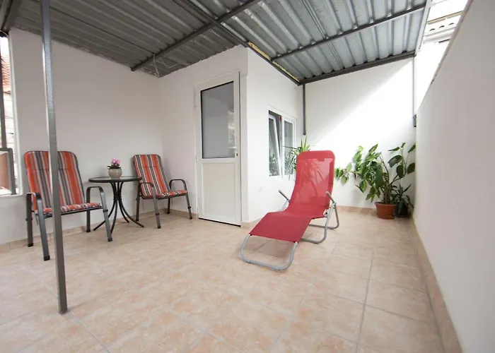 With A Parking Space - 11690 * Сплит