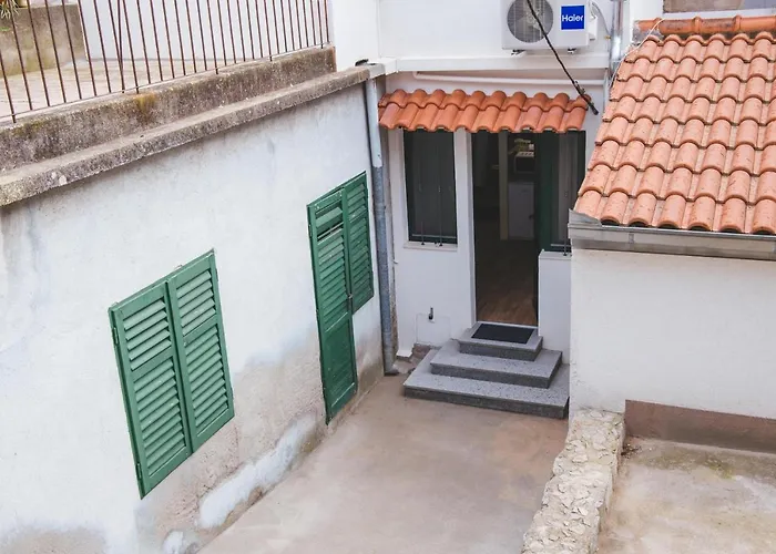 With A Parking Space - 11690 Appartement Split